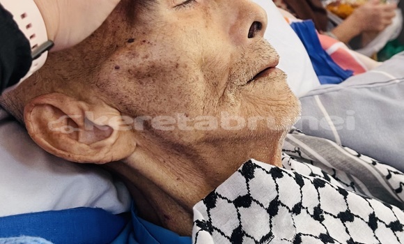 Buy Used BMW 7-Series Silver Car in Bandar Seri Begawan in Brunei-Muara Buy Used BMW 7-Series Silver Car in Bandar Seri Begawan in Brunei-Muara