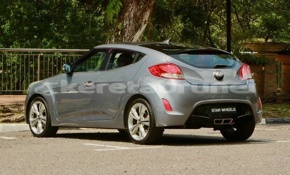 Buy Used Hyundai Veloster Other Car in Bandar Seri Begawan in Brunei-Muara Buy Used Hyundai Veloster Other Car in Bandar Seri Begawan in Brunei-Muara