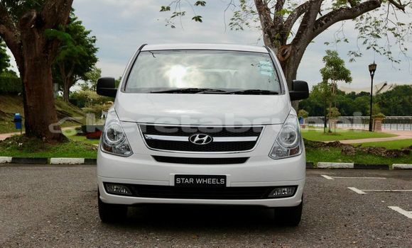 Buy Used Hyundai H1 White Car in Bandar Seri Begawan in Brunei-Muara Buy Used Hyundai H1 White Car in Bandar Seri Begawan in Brunei-Muara