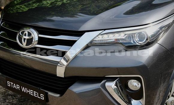 Buy Used Toyota Fortuner Other Car in Bandar Seri Begawan in Brunei-Muara Buy Used Toyota Fortuner Other Car in Bandar Seri Begawan in Brunei-Muara