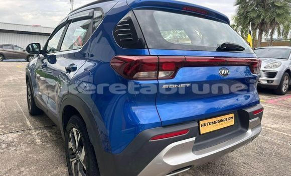 Buy Used Kia Sorento Blue Car in Bandar Seri Begawan in Brunei-Muara Buy Used Kia Sorento Blue Car in Bandar Seri Begawan in Brunei-Muara