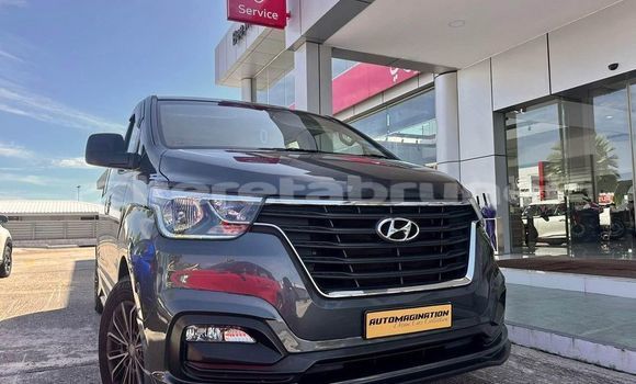 Buy Used Hyundai H1 Other Car in Bandar Seri Begawan in Brunei-Muara Buy Used Hyundai H1 Other Car in Bandar Seri Begawan in Brunei-Muara