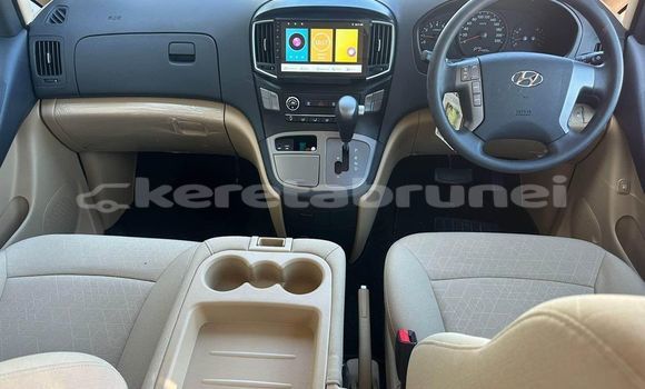 Buy Used Hyundai H1 Other Car in Bandar Seri Begawan in Brunei-Muara Buy Used Hyundai H1 Other Car in Bandar Seri Begawan in Brunei-Muara