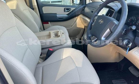 Buy Used Hyundai H1 Other Car in Bandar Seri Begawan in Brunei-Muara Buy Used Hyundai H1 Other Car in Bandar Seri Begawan in Brunei-Muara