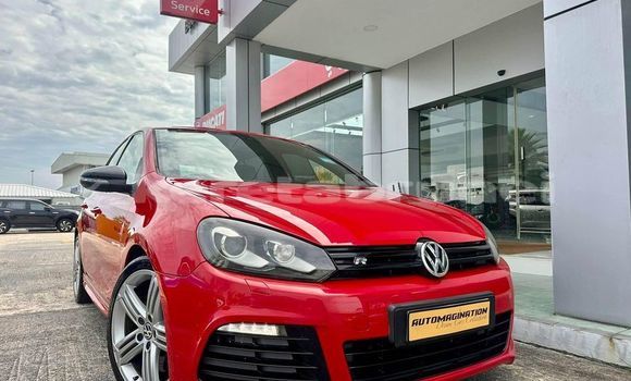 Buy Used Volkswagen Golf Red Car in Bandar Seri Begawan in Brunei-Muara Buy Used Volkswagen Golf Red Car in Bandar Seri Begawan in Brunei-Muara