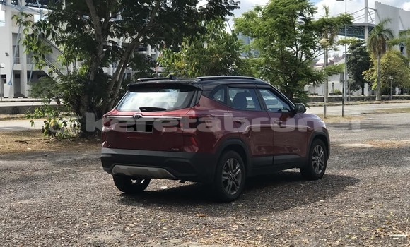 Buy Used Kia Sedona Red Car in Bandar Seri Begawan in Brunei-Muara Buy Used Kia Sedona Red Car in Bandar Seri Begawan in Brunei-Muara