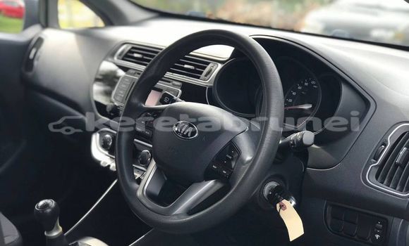 Buy Used Kia Rio Blue Car in Bandar Seri Begawan in Brunei-Muara Buy Used Kia Rio Blue Car in Bandar Seri Begawan in Brunei-Muara