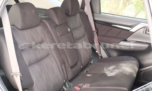 Buy Used Mitsubishi Pajero Other Car in Bandar Seri Begawan in Brunei-Muara Buy Used Mitsubishi Pajero Other Car in Bandar Seri Begawan in Brunei-Muara