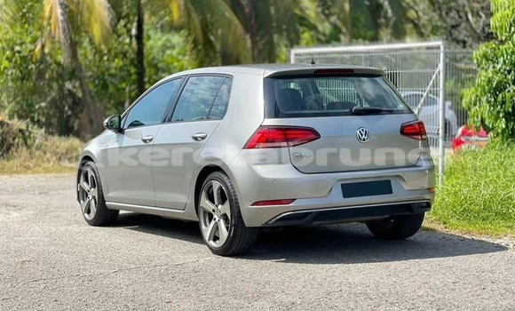 Buy Used Volkswagen Golf Other Car in Bandar Seri Begawan in Brunei-Muara Buy Used Volkswagen Golf Other Car in Bandar Seri Begawan in Brunei-Muara