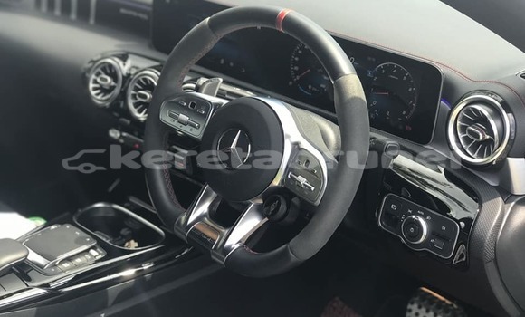 Buy Used Mercedes-Benz CLβClass White Car in Bandar Seri Begawan in Brunei-Muara Buy Used Mercedes-Benz CLβClass White Car in Bandar Seri Begawan in Brunei-Muara