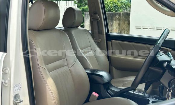 Buy Used Toyota Fortuner White Car in Bandar Seri Begawan in Brunei-Muara Buy Used Toyota Fortuner White Car in Bandar Seri Begawan in Brunei-Muara