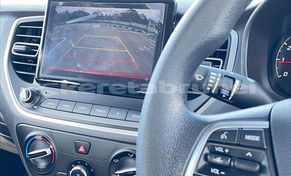 Buy Used Hyundai Verna Red Car in Bandar Seri Begawan in Brunei-Muara Buy Used Hyundai Verna Red Car in Bandar Seri Begawan in Brunei-Muara