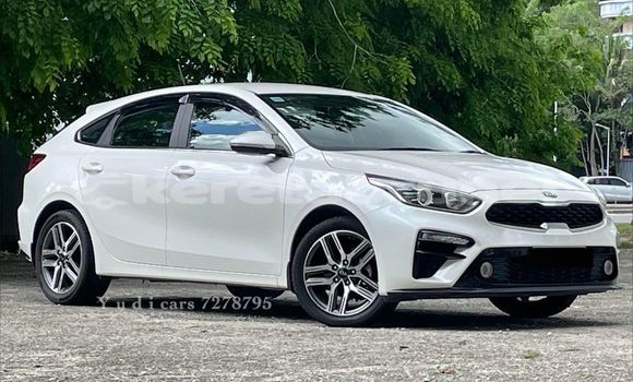 Buy Used Kia Cerato White Car in Bandar Seri Begawan in Brunei-Muara Buy Used Kia Cerato White Car in Bandar Seri Begawan in Brunei-Muara