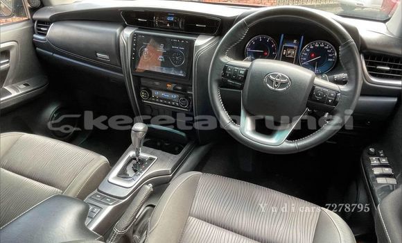 Buy Used Toyota Fortuner Other Car in Bandar Seri Begawan in Brunei-Muara Buy Used Toyota Fortuner Other Car in Bandar Seri Begawan in Brunei-Muara