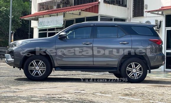 Buy Used Toyota Fortuner Other Car in Bandar Seri Begawan in Brunei-Muara Buy Used Toyota Fortuner Other Car in Bandar Seri Begawan in Brunei-Muara