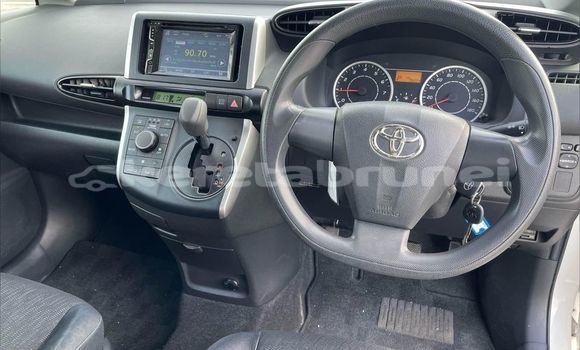 Buy Used Toyota Wish White Car in Bandar Seri Begawan in Brunei-Muara Buy Used Toyota Wish White Car in Bandar Seri Begawan in Brunei-Muara