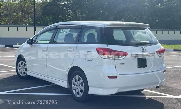 Buy Used Toyota Wish White Car in Bandar Seri Begawan in Brunei-Muara Buy Used Toyota Wish White Car in Bandar Seri Begawan in Brunei-Muara