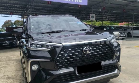 Buy Used Toyota Verso Black Car in Bandar Seri Begawan in Brunei-Muara Buy Used Toyota Verso Black Car in Bandar Seri Begawan in Brunei-Muara