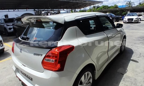 Buy Used Suzuki Swift White Car in Bandar Seri Begawan in Brunei-Muara Buy Used Suzuki Swift White Car in Bandar Seri Begawan in Brunei-Muara