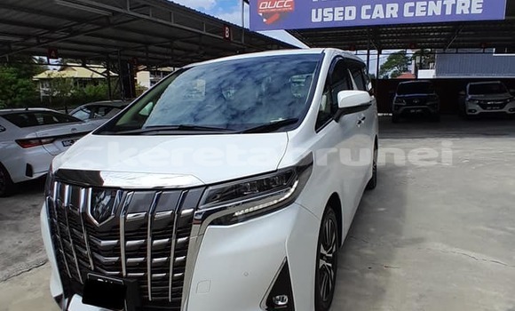 Buy Used Toyota Alphard White Car in Bandar Seri Begawan in Brunei-Muara Buy Used Toyota Alphard White Car in Bandar Seri Begawan in Brunei-Muara