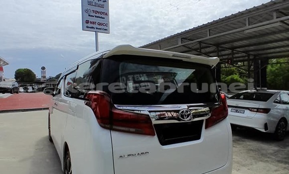 Buy Used Toyota Alphard White Car in Bandar Seri Begawan in Brunei-Muara Buy Used Toyota Alphard White Car in Bandar Seri Begawan in Brunei-Muara