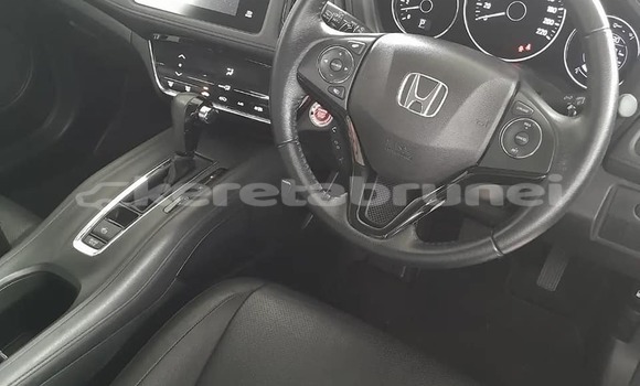 Buy Used Honda Civic White Car in Bandar Seri Begawan in Brunei-Muara Buy Used Honda Civic White Car in Bandar Seri Begawan in Brunei-Muara