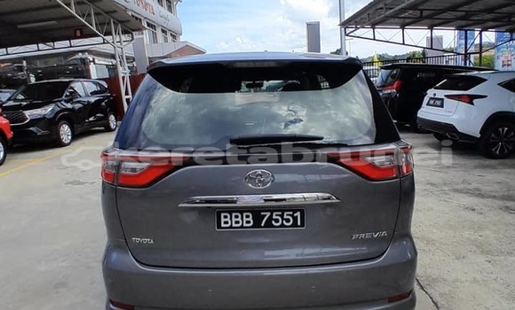 Buy Used Toyota Previa Other Car in Bandar Seri Begawan in Brunei-Muara Buy Used Toyota Previa Other Car in Bandar Seri Begawan in Brunei-Muara