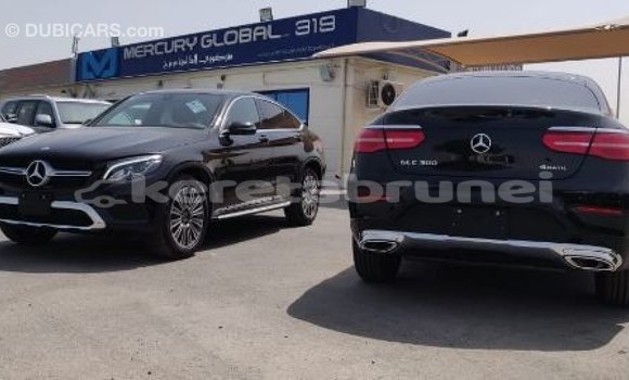 Buy Import Mercedes-Benz 190 Black Car in Import - Dubai in Belait