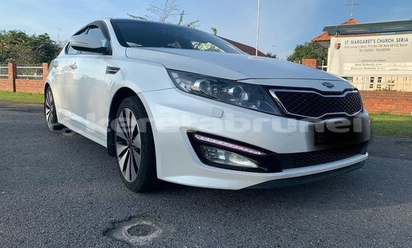 Buy Used Kia Optima White Car in Bandar Seri Begawan in Brunei-Muara Buy Used Kia Optima White Car in Bandar Seri Begawan in Brunei-Muara