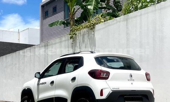 Buy Used Renault 10 Other Car in Bandar Seri Begawan in Brunei-Muara Buy Used Renault 10 Other Car in Bandar Seri Begawan in Brunei-Muara