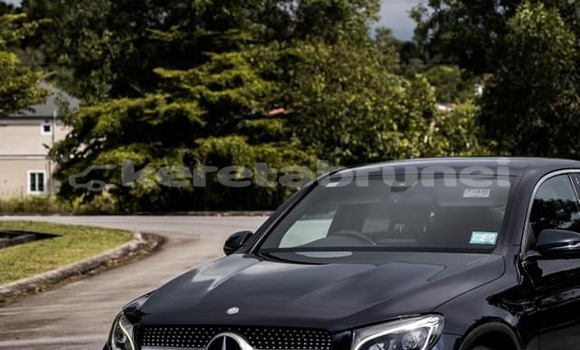 Buy Used Mercedes Viano Other Car in Bandar Seri Begawan in Brunei-Muara Buy Used Mercedes Viano Other Car in Bandar Seri Begawan in Brunei-Muara