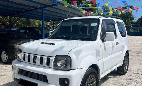 Buy Used Suzuki Jimny White Car in Bandar Seri Begawan in Brunei-Muara Buy Used Suzuki Jimny White Car in Bandar Seri Begawan in Brunei-Muara