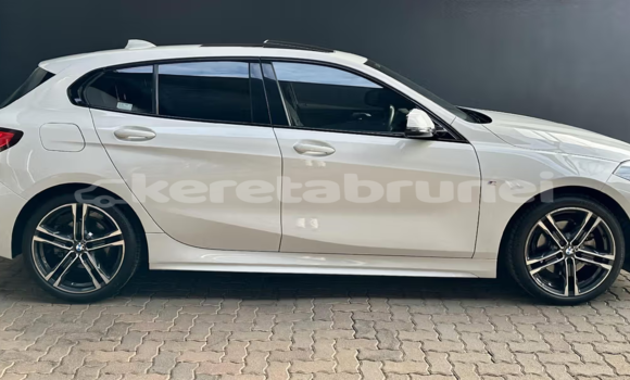 Buy Used BMW 1-Series White Car in Bandar Seri Begawan in Brunei-Muara Buy Used BMW 1-Series White Car in Bandar Seri Begawan in Brunei-Muara