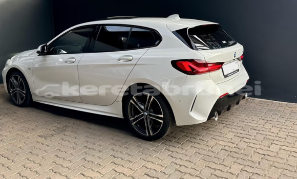 Buy Used BMW 1-Series White Car in Bandar Seri Begawan in Brunei-Muara Buy Used BMW 1-Series White Car in Bandar Seri Begawan in Brunei-Muara