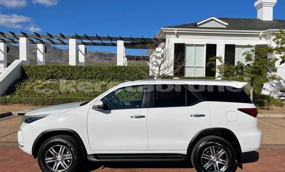 Buy Used Toyota Fortuner White Car in Bandar Seri Begawan in Brunei-Muara Buy Used Toyota Fortuner White Car in Bandar Seri Begawan in Brunei-Muara