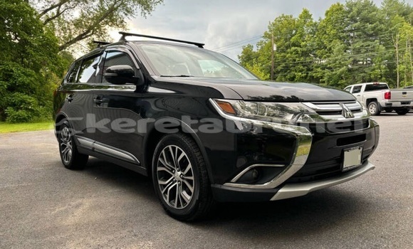 Buy Used Mitsubishi Outlander Black Car in Bandar Seri Begawan in Brunei-Muara Buy Used Mitsubishi Outlander Black Car in Bandar Seri Begawan in Brunei-Muara