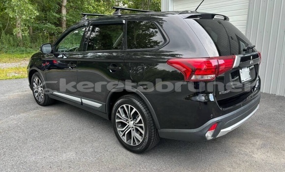 Buy Used Mitsubishi Outlander Black Car in Bandar Seri Begawan in Brunei-Muara Buy Used Mitsubishi Outlander Black Car in Bandar Seri Begawan in Brunei-Muara