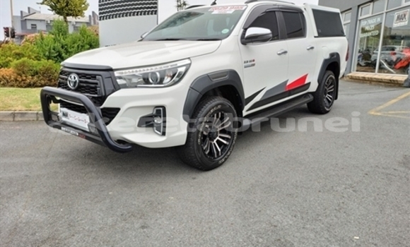 Buy Used Toyota Hilux White Car in Bandar Seri Begawan in Brunei-Muara Buy Used Toyota Hilux White Car in Bandar Seri Begawan in Brunei-Muara