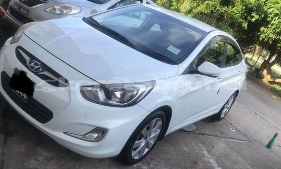 Buy Used Hyundai Accent Other Car in Bandar Seri Begawan in Brunei-Muara Buy Used Hyundai Accent Other Car in Bandar Seri Begawan in Brunei-Muara