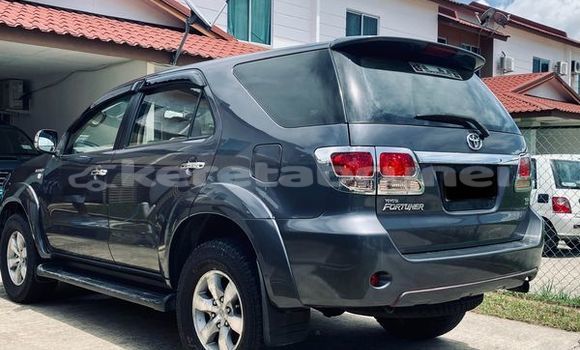 Buy Used Toyota Fortuner Other Car in Bandar Seri Begawan in Brunei-Muara Buy Used Toyota Fortuner Other Car in Bandar Seri Begawan in Brunei-Muara