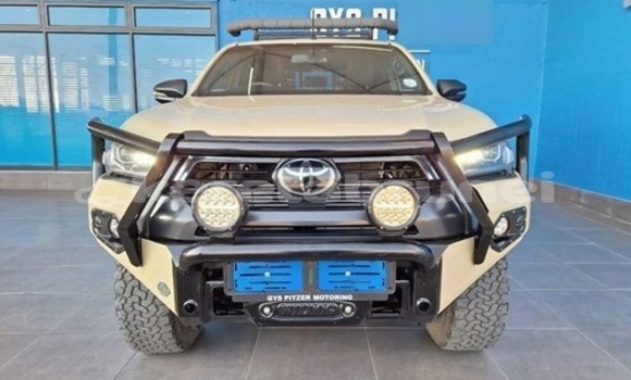 Buy Used Toyota Hilux Other Car in Bandar Seri Begawan in Brunei-Muara Buy Used Toyota Hilux Other Car in Bandar Seri Begawan in Brunei-Muara