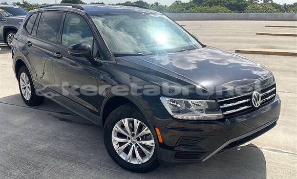 Buy Used Volkswagen Tiguan Black Car in Bandar Seri Begawan in Brunei-Muara Buy Used Volkswagen Tiguan Black Car in Bandar Seri Begawan in Brunei-Muara