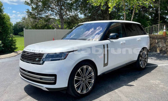 Buy Used Land Rover Range Rover White Car in Bandar Seri Begawan in Brunei-Muara Buy Used Land Rover Range Rover White Car in Bandar Seri Begawan in Brunei-Muara
