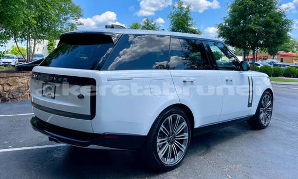 Buy Used Land Rover Range Rover White Car in Bandar Seri Begawan in Brunei-Muara Buy Used Land Rover Range Rover White Car in Bandar Seri Begawan in Brunei-Muara