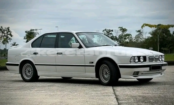 Buy Used BMW 326 White Car in Bangar in Temburong Buy Used BMW 326 White Car in Bangar in Temburong