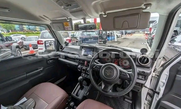 Buy Used Suzuki Jimny White Car in Import - Dubai in Belait Buy Used Suzuki Jimny White Car in Import - Dubai in Belait