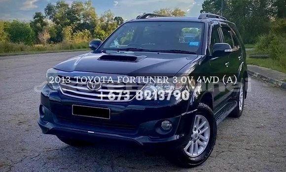 Buy Used Toyota Fortuner Black Car in Bangar in Temburong Buy Used Toyota Fortuner Black Car in Bangar in Temburong