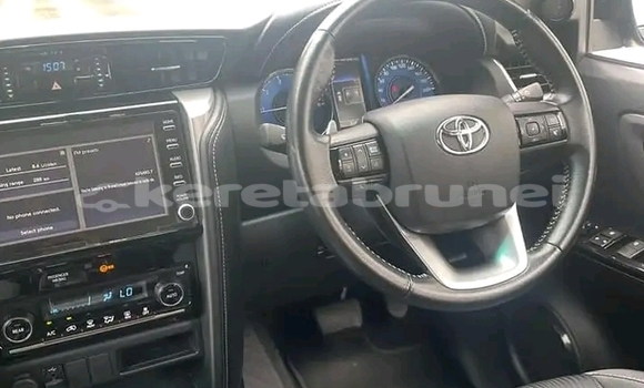 Buy Used Toyota Fortuner Black Car in Kuala Belait in Belait Buy Used Toyota Fortuner Black Car in Kuala Belait in Belait