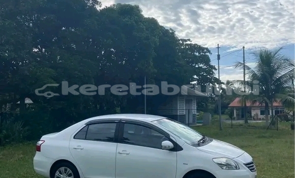 Buy Used Toyota Vios White Car in Seria in Belait Buy Used Toyota Vios White Car in Seria in Belait