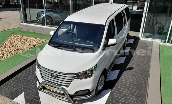 Buy Used Hyundai H1 White Car in Bandar Seri Begawan in Brunei-Muara Buy Used Hyundai H1 White Car in Bandar Seri Begawan in Brunei-Muara
